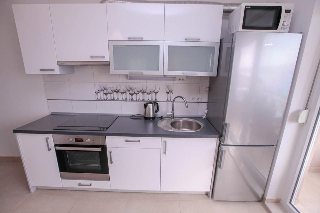 Apartments Zoya Клек Екстериор снимка