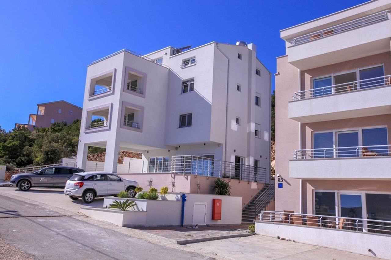 Apartments Zoya Клек Екстериор снимка
