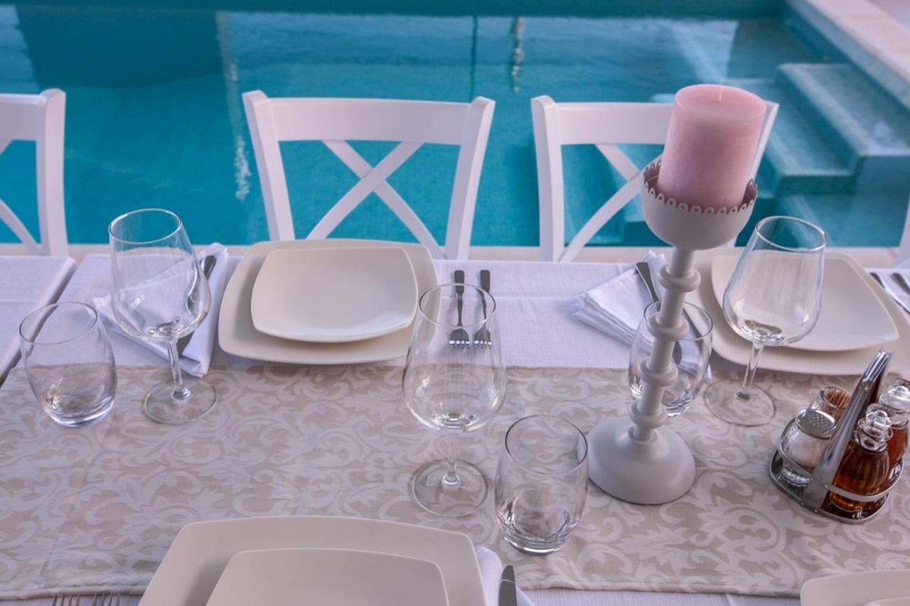 Apartments Zoya Клек Екстериор снимка