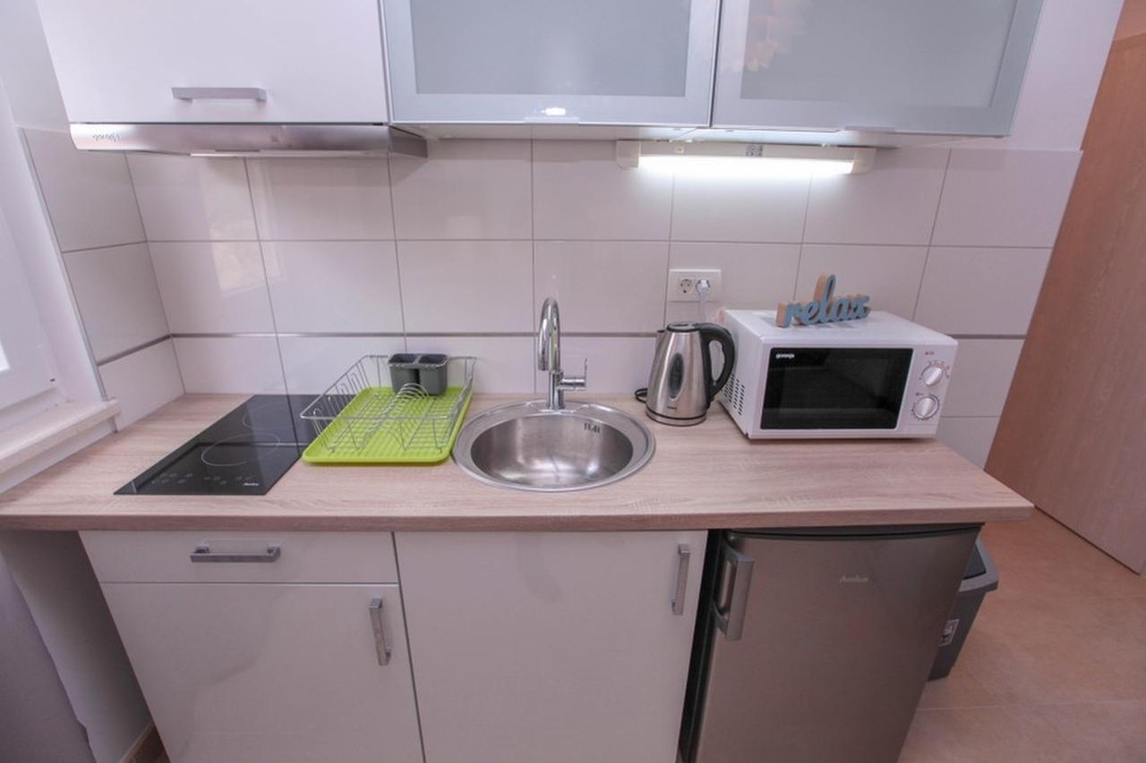 Apartments Zoya Клек Екстериор снимка